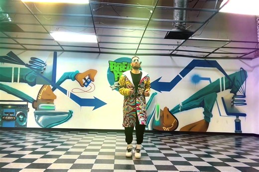 Third session with @breakfreeww BreakFree. Training with @jeremybreakfree Jeremy Peña, alongside H-Town breaking legends like @Moy Rivas Bboy Moy — some of the best in the world. Training the body like an instrument. Styling it like part of the performance. #AnimeApe #TheBirthOfForestChump #BreakFree #HoustonBreaking #StagePresence