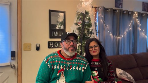 !Dios bendiga a todos! Aquí está pastores César y Sonia. Feliz Navidad, gracias a Dios por mandar su hijo. Que regalo más grande que podemos tener. Que la paz con Dios esté con ustedes. 🙌🏻🎄 God bless you all! Here are pastors César and Sonia. Merry Christmas, thank God for sending his son. What a great gift we have. May the peace of God be with you. 🙌🏻🎄 | Waymaker Church Buffalo
