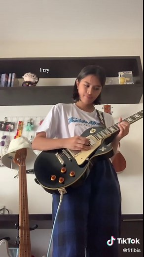 Learn to Play Guitar with Tadow Fifi Bisnar | Guitar Looper Tutorial