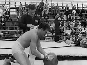 Max Baer and Tommy Farr in Training