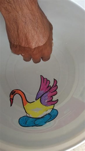 Amazing Swan 🦢 Easy drawing skills on the water #viral #shorts #youtubeshorts #trending #funny #art