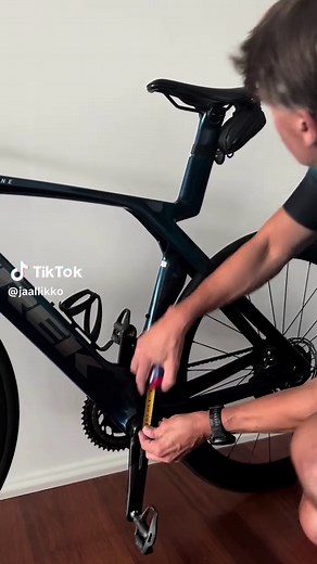 Finding the Right Saddle Height with the Greg Lemond Method