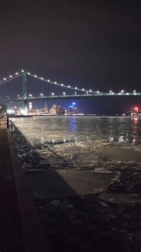 A beautiful view of the Detroit River—does it get any prettier? 📸 @syousufdetroit | Detroit Princess Riverboat