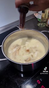 Würzfleisch kam ja schon gut an und da dachte ich mir... kann man auch mal Tagout fin machen. Morgen nochmal für alle bin ich in Grana bei Zeitz und mache Musik und Bowle. Natürlich bin ich da auch die ganze Zeit für Fotos und Autogramme verfügbar. Für mehr infos checkt mal @domeeventagency ab. #essen #kochen #rezepte #einfacherezepte #einfachkochen #real #storytime #ich #osten #thüringen #gera #dialekt #lecker #gelumpe #essenmachtsatt #füreuch #ragout | dr.emkus