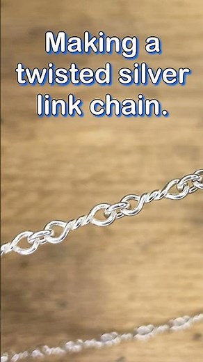 Making a basic twisted silver wire link chain. (Short edited version)