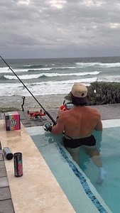 how many times did i touch my hat? | Tooturnttony