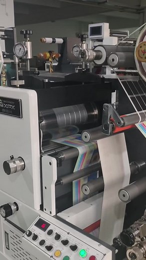 MDC-360-plus two way flexo station high speed inline solutions 📊Feature -Corona device -lamination unit -Two way flexo -Hot foil stamp station -Flatbed die cutting station -snowball matrix rewinder