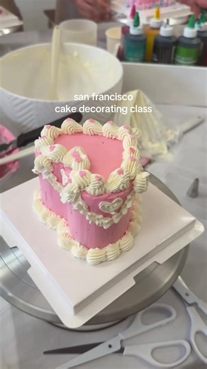 Fun Cake Decorating Class in San Francisco