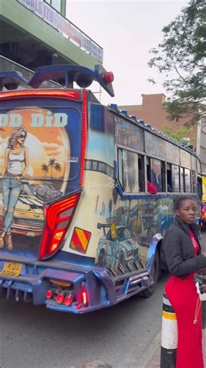Akikuuliza wapi maua mwambie iko Meru💙😂🙌🏽