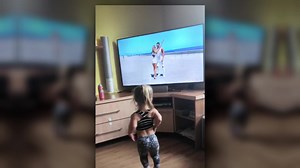 Hovoria im "Palčekovia". Ľudia nízkeho vzrastu, ktorí trpia vrodeným ochorením s názvom achondroplázia. Liek na túto chorobu existuje. S jeho dostupnosťou je však u nás, na rozdiel od okolitých krajín, problém 😔 #tvmarkiza #reflex #reflexmagazina | Reflex