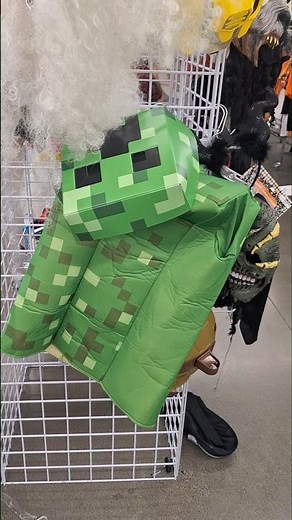 Minecraft Creeper costume #goldhunter137