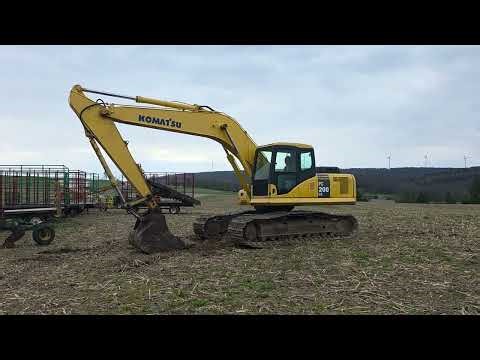 Lot 315: 2004 Komatsu PC 200 LC Excavator