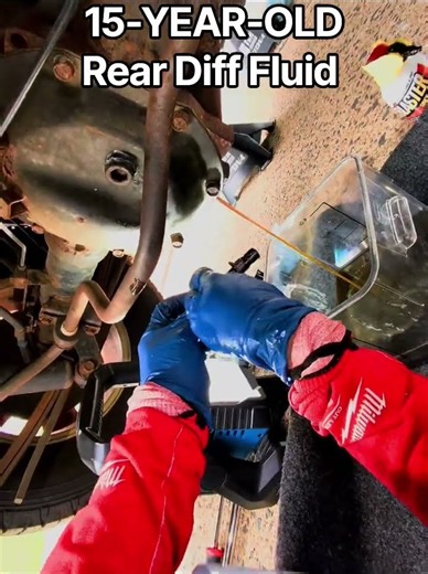 I Changed 15-YEAR-OLD Rear Diff Fluid on My Xterra - It Was DISGUSTING #nissan