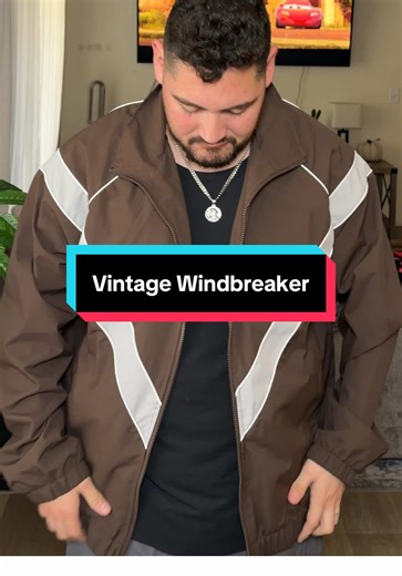 Stylish Vintage Windbreaker: Perfect for Every Occasion