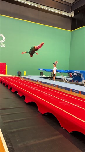 Training for the World Championships in Tumbling