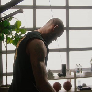 There’s a lot of things to think about when you’re working out. Let Tonal do the thinking for you with audible rep counting. | Tonal