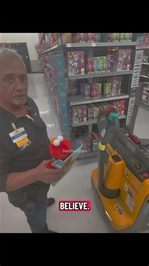 They didnt believe my Elmo said this😂 #viral #shorts #forfun #walmart #prank #shortprank #daily
