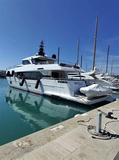 Majesty Yachts MADAY – Superyacht Show Coverage in Antibes | YachtBuying101.com