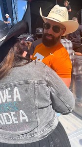 70K views · 501 reactions | 﫢﫢 #fyp #reaction #workout #ad #couplesgoals #plussizemodel #cirapartner #FitnessGoals #duet | The Big Fan of Scott Mccarvell | Facebook