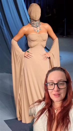 318K views · 38K reactions | Please don’t support this woman anymore #stupidrichpeoplefashion #fashionfail #fashion #funny #kimk #boycottthekardashians | Maggie Weber | Facebook