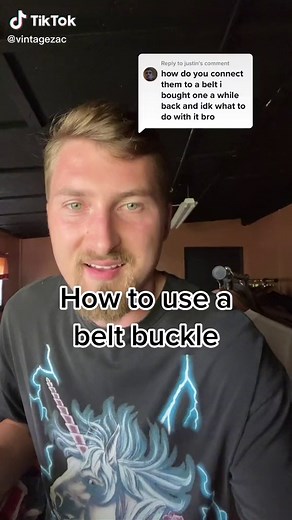 Replying to @justin how to connect a belt buckle 🙌 #vintageclothing #beltbuckle #vintagebeltbuckle #mensfashion #thriftok