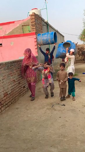 603K views · 6.4K reactions | Groom & Bride Shocked After Kala Kutta Entry  #shortsviral #shortreels #funnyreels #foryou #funny | Malik Faizan 12 | Facebook