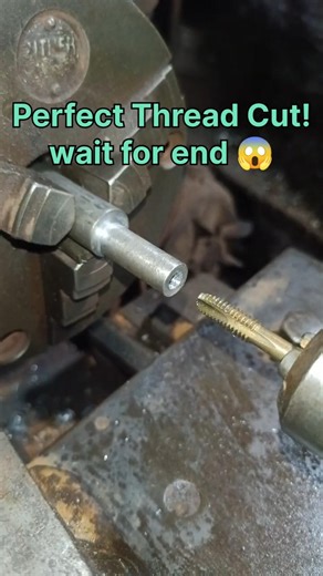 Iron Threading Magic on Lathe Machine 🔩 #workshop #engineering #shorts
