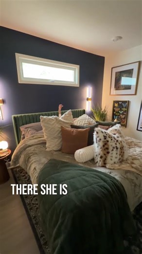 If there’s one thing I love, it’s finding the tiniest little spot and getting cozy.