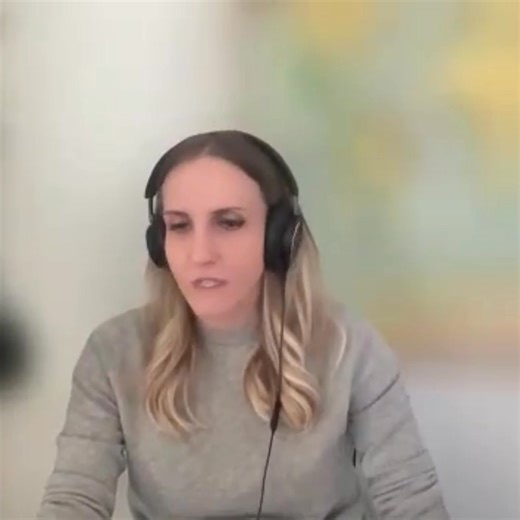 Halo Neuroscience and Flow Neuroscience CEO Erin Sivyer Lee joined Dr. Mike T. Nelson on the Flex Diet Podcast to explore the future of brain performance technology - from Flow’s clinical foundations to the US launch of Halo. They discuss: - How non-invasive brain stimulation (tDCS) is transforming performance and recovery - The science behind improved mood, sleep, and focus through prefrontal stimulation - What it’s like to navigate FDA regulation and run large-scale clinical trials - Why Flow 