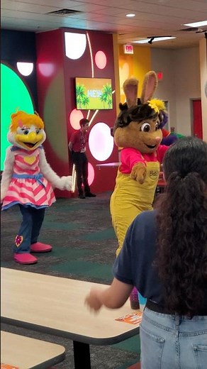Chuck E Cheese 2023 Summer Concert Roadshow Featuring NEW Character Bella B and the Rest of the Band