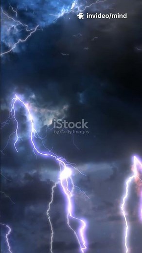 This Is How Fast Lightning Really Is ⚡