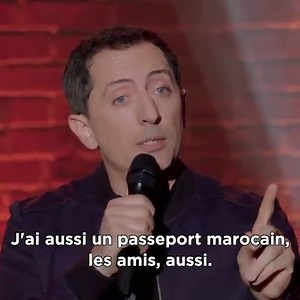 Pas besoin de passeport pour assister au spectacle de Gad! "Gad part en live", disponible dès maintenant, seulement sur Netflix. | Netflix
