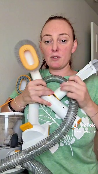 It brushes, trims, AND sucks the hair straight in so there’s no mess. If you’ve got a shedding pet… this thing is a lifesaver. #PetGrooming #SheddingSeason #PetMomLife #GroomingVacuum #tiktokshopblackfriday