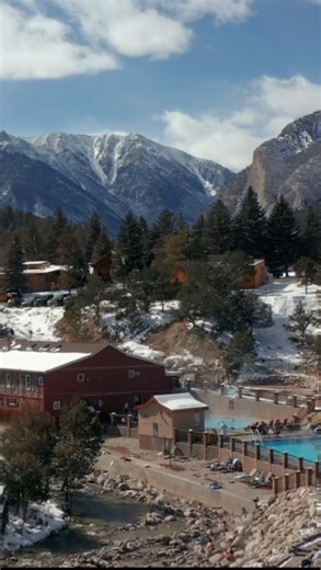 Embrace the magic of winter in the heart of the Rockies. Whether the snow is falling or the stars are out, there is no better time to rediscover your balance in our natural geothermal waters. Plan your mid-week retreat and take advantage of our deepest savings of the season. The Hot Spring Getaway 25% OFF LODGING Valid: Sunday – Thursday Dates: February 2 – April 30, 2026 Promo Code: HOT Why Book Mid-Week? Quiet Restoration: Experience the pools and the Spa & Club when the resort is at its most 