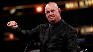The Undertaker Makes Surprise WWE Return To Endorse Current Champion
