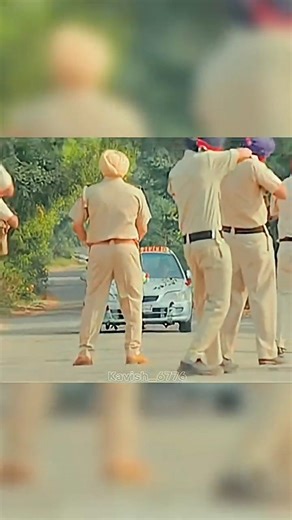 "Aage Bhi Police Or Piche Bhi Police 🚓"