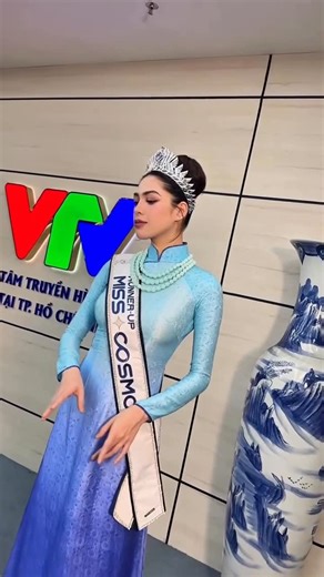 The Miss Philippines on Instagram: "Our Miss Cosmo 2025 Runner-Up, Chelsea Fernandez, sat down for an interview with VTV— one of the leading national television broadcasters in Vietnam! ✨ Day 3 and our queen Chelsea keeps glowing! 💙 @misscosmointernational #QueenLove #CHELSEAkatKa #SultanKudaratSIKATKA #TheMissPhilippines #MissCosmo2025RunnerUp"