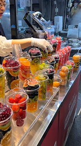 Watch fresh oranges being squeezed in a powerful juice machine to make a refreshing, natural drink 🍊🥤 No added sugar, no preservatives—just pure fruit goodness! This Korean street-style juice is perfect for hot days and healthy living. If you enjoy street food and fresh juice videos, don’t forget to like, share, and subscribe ❤️ Share this video with your friends who love street food🥰 #juice #flypシ #foryoupageシ #freshjuice #fruitjuice #streetfood #streetjuice | Sithara Sewwandi