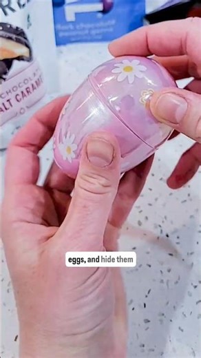 You're filling Easter eggs wrong 👀 #easter #eastereggs #eastersunday