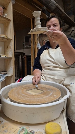 Pime aeg läheneb 🌚🕯 #wheelthrown #kairitkeraamika #küünlajalg #candleholder | Kairit Keraamika