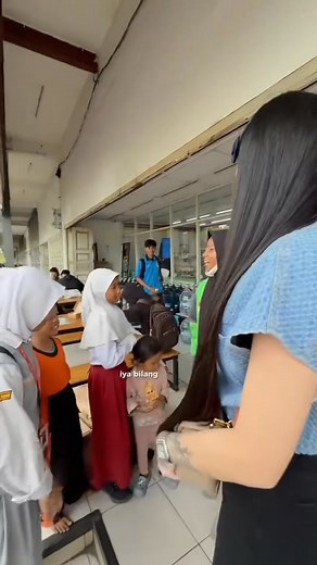 14M views · 508K reactions | Kabari yah, sampe kota mana video ini 﫶 PROMO 11.11 celo prime whitening skincare set  https://s.shopee.co.id/AKSdxeQwbI | Cece Celo | Facebook