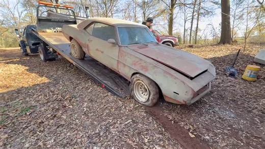 Teen Doesn't Care About Grandpa's 1969 Camaro Z28 350 Auto, It's Sold To Fund His College