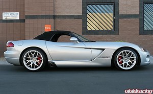 Belanger Dodge Viper Exhaust Wakes Up the Neighborhood