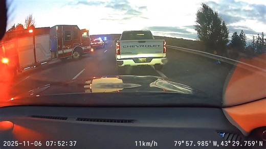 Yesterday morning. 401 eastbound at Guelph Line #accident #highway401 #milton #ontario | Zed Daarol