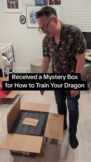 1.7K views · 27 reactions | How to Train Your Dragon mystery box #howtotrainyourdragon #httyd #toothless #dreamworks #unboxing | Nerd Reactor | Facebook