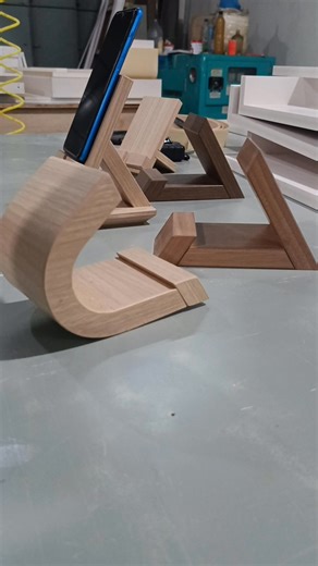 90K views · 720 reactions | Absolutely creative idea thank you ... #tutorial #diy #handmade #creativeidea #standphoneholder #fblifestyle | Arya Arvan | Facebook