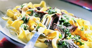 Bœuf stroganov aux pâtes fraîches