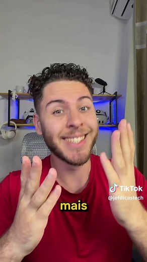 Antes de dar ou jogar fora o PC faz isso aqui! 100% de graça! 😮 Passo a passo 👇 1️⃣ Baixe a extensão “Chromebook Recovery Utility” no Google Chrome. 2. Coloque um pendrive (mínimo de 8GB) no PC. 3. Use a extensão pra criar o pendrive bootável com o Chrome OS Flex. 4. Reinicie o notebook e aperte F10 pra abrir o menu de boot. 5. Selecione o pendrive e pronto! O sistema vai rodar direto e você pode usar um sistema mais otimizado e atualizado e super leve. #dicas #tecnologia #pc #curiosidades #wi