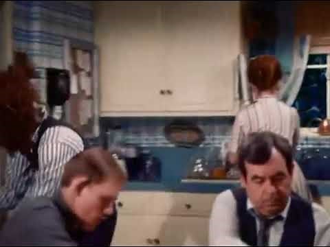 Happy Days – Give the Band a Hand clip2