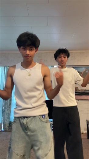 👀🤓 @_minimanny (dc: @y u u n a) #fyp #dance #filo #trend